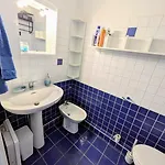 Front De - Acces Direct - Parking * Villeneuve-Loubet